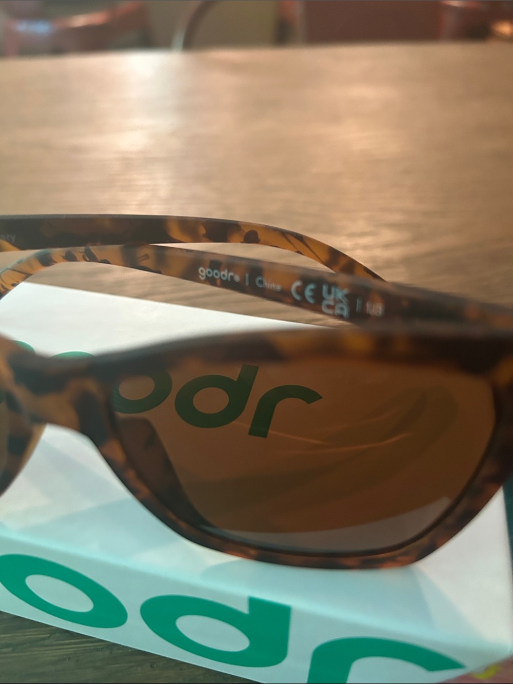 goodr Tortoiseshell Pop G Sunglasses - Brown Lenses - Picture 6 of 12